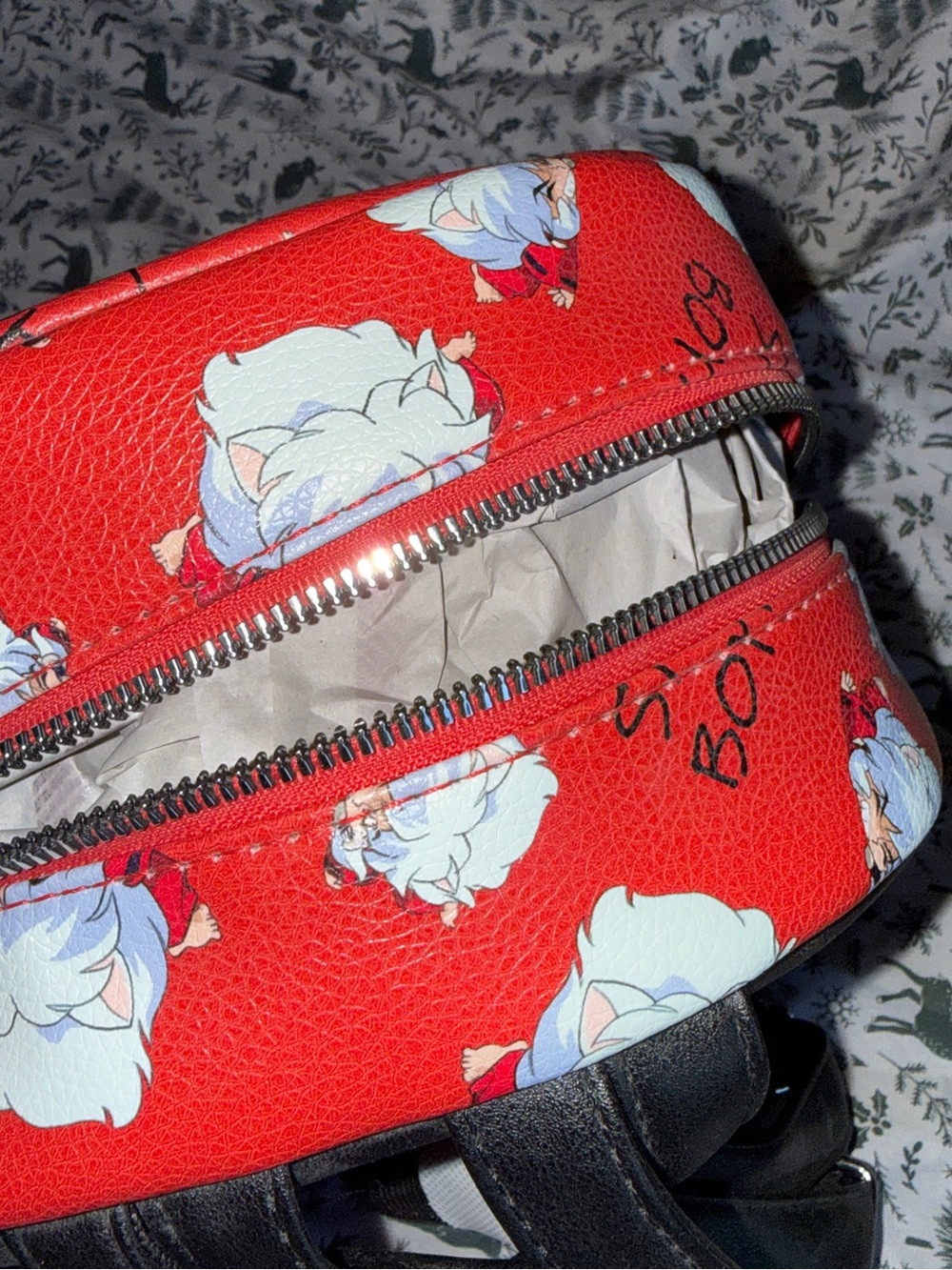 Hot Topic InuYasha Red Character-Print Mini Backpack - Picture 3 of 6